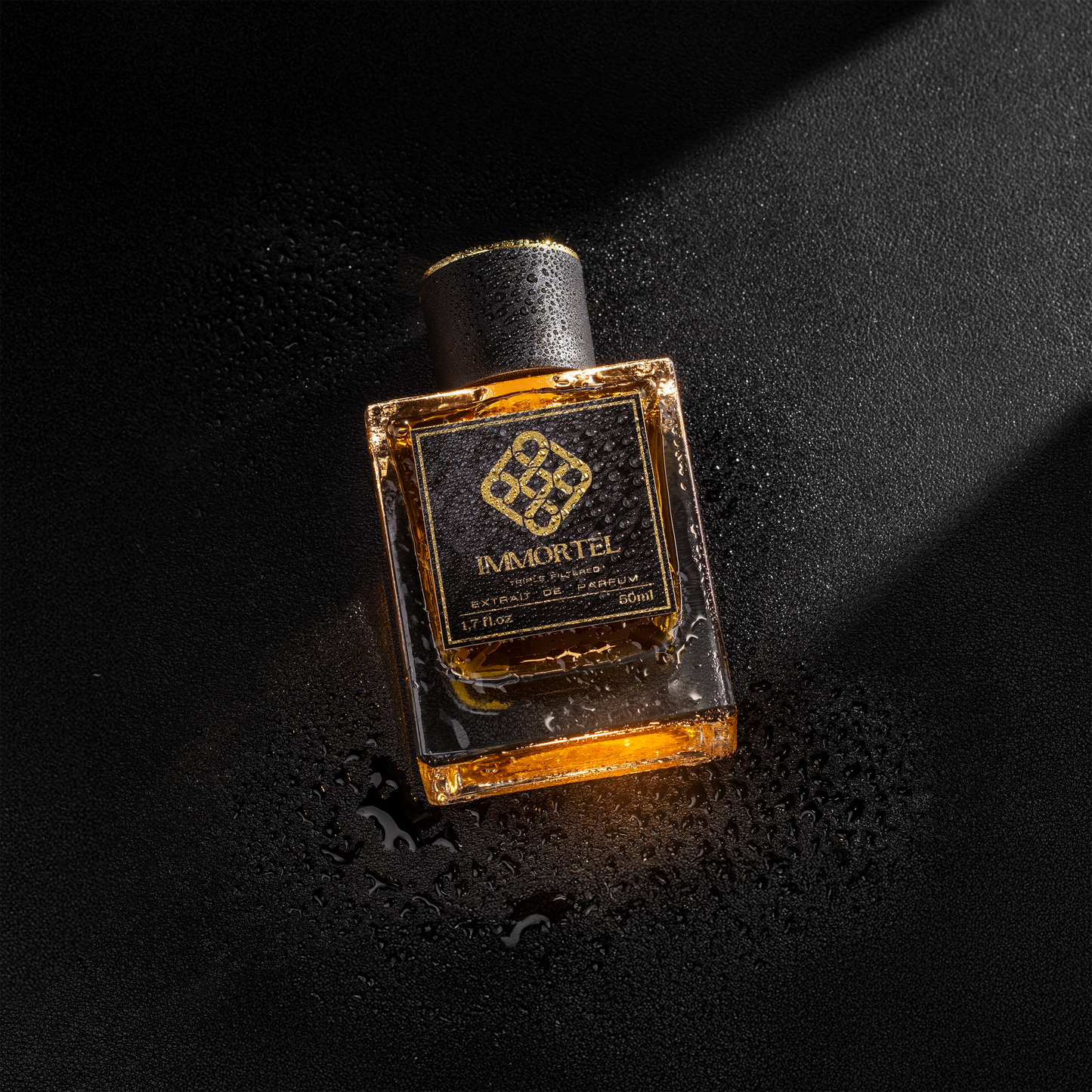 F64 - Femme Nuit